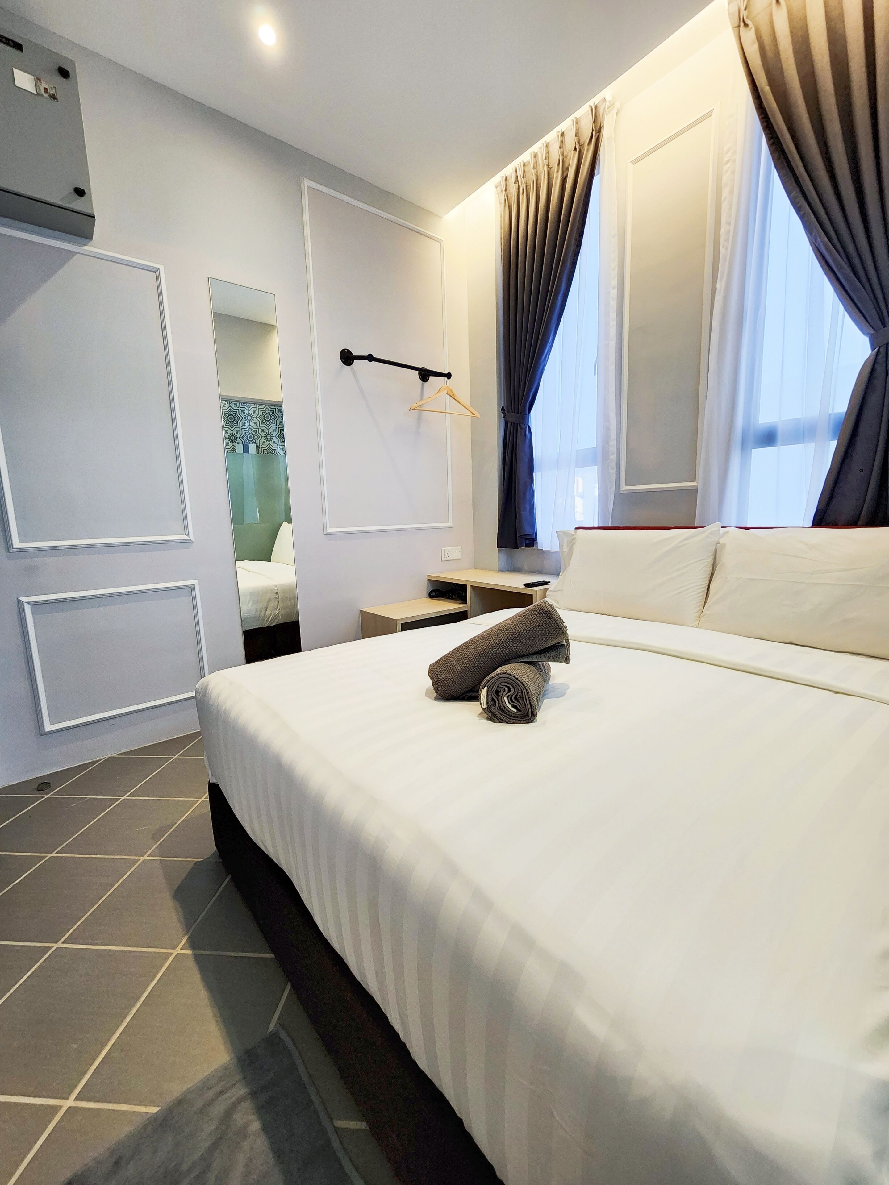 Mac Hotel By Sky Hive
