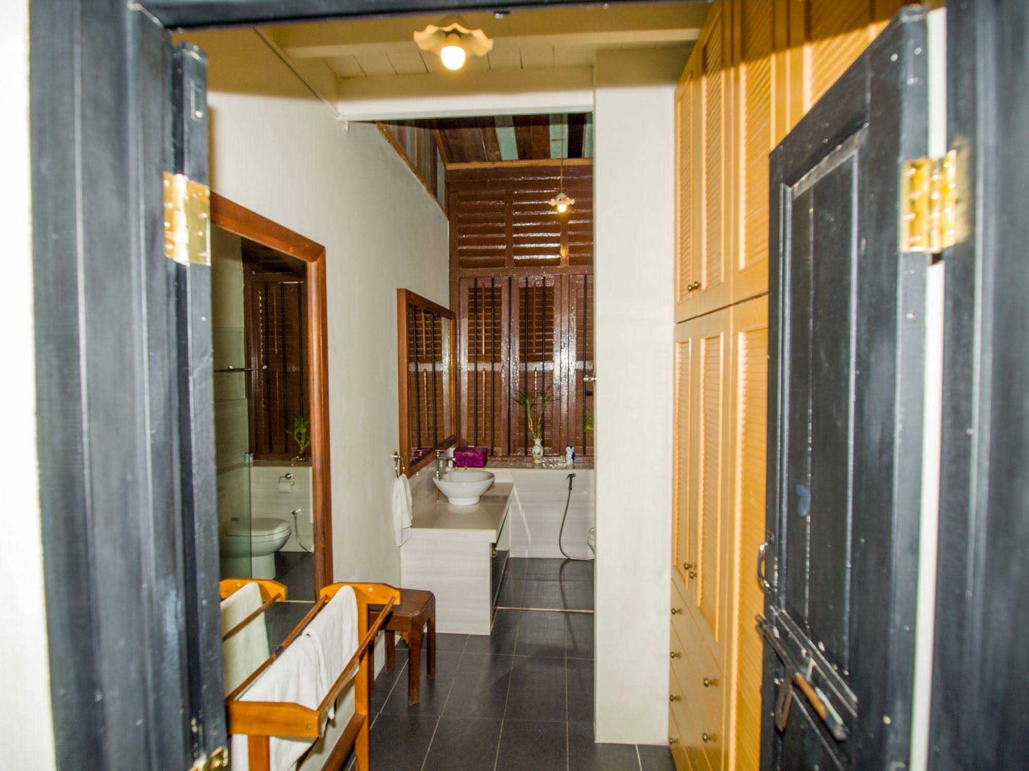 Noordin Street House