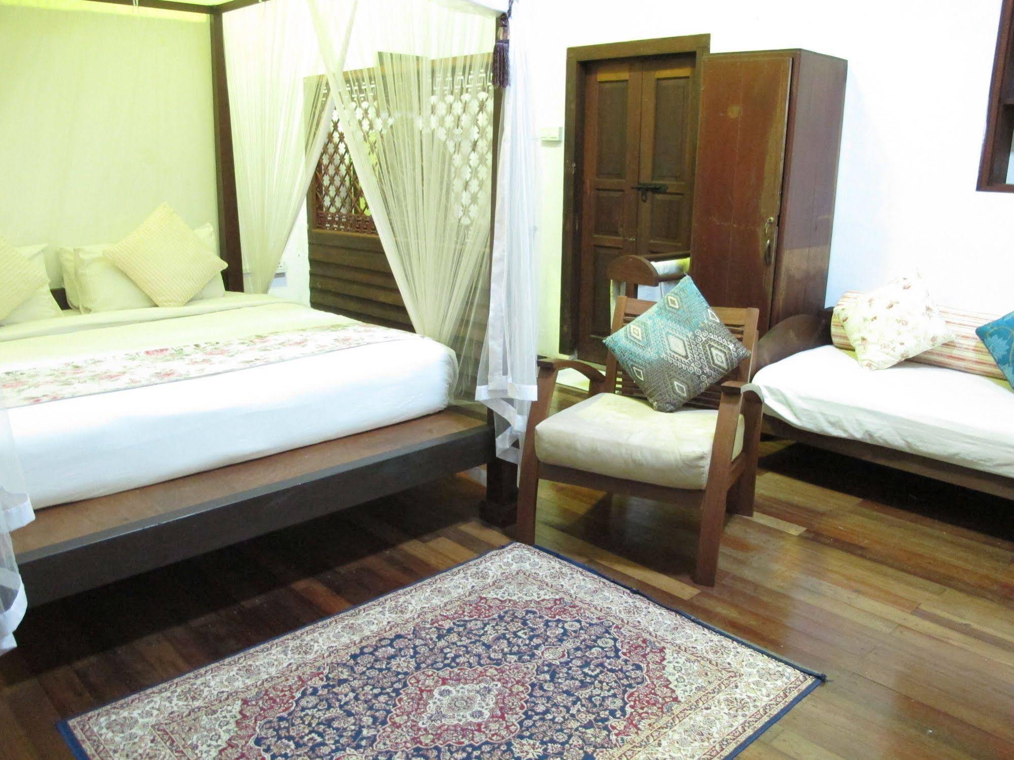 Noordin Street House