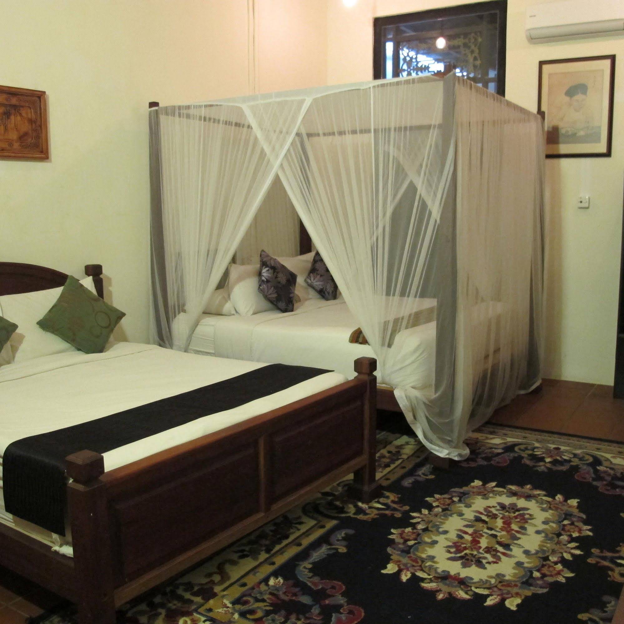 Noordin Street House