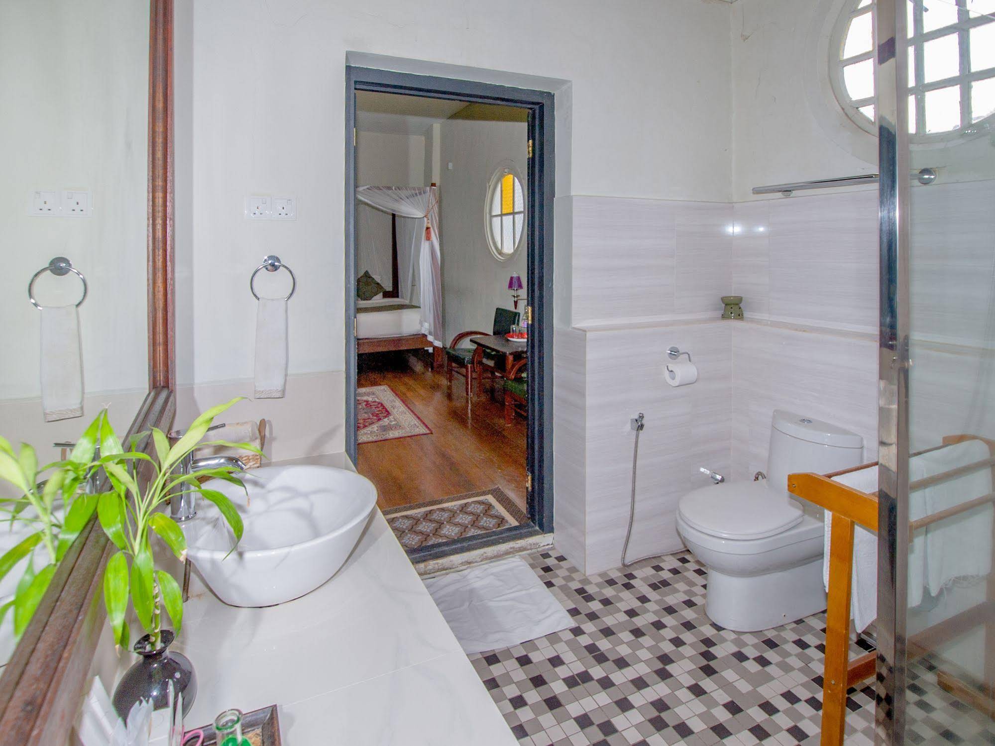 Noordin Street House
