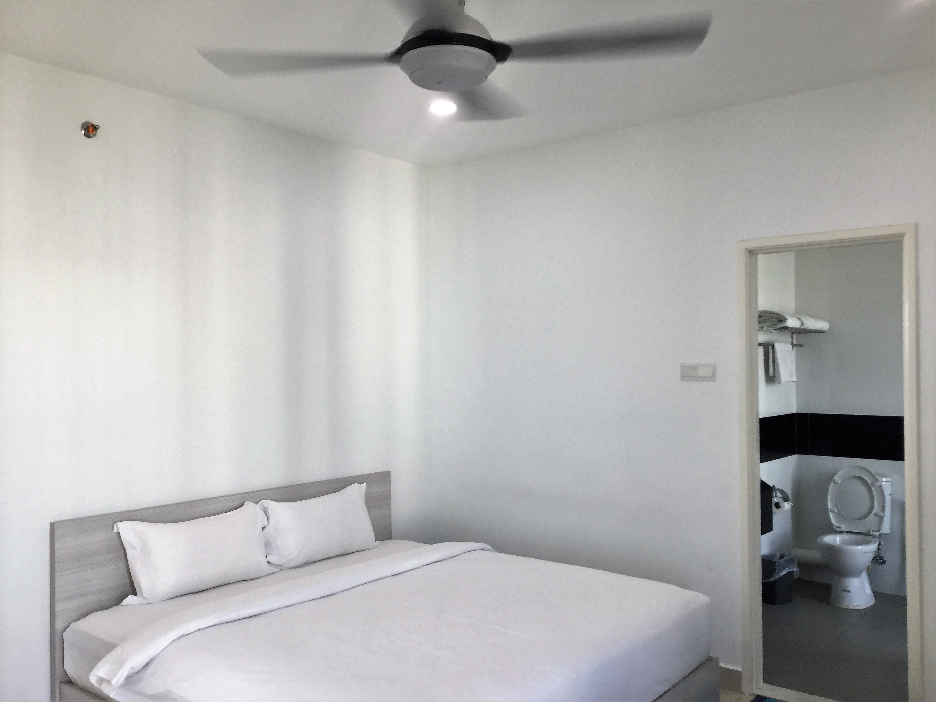 Vouk Suites at Mansion One