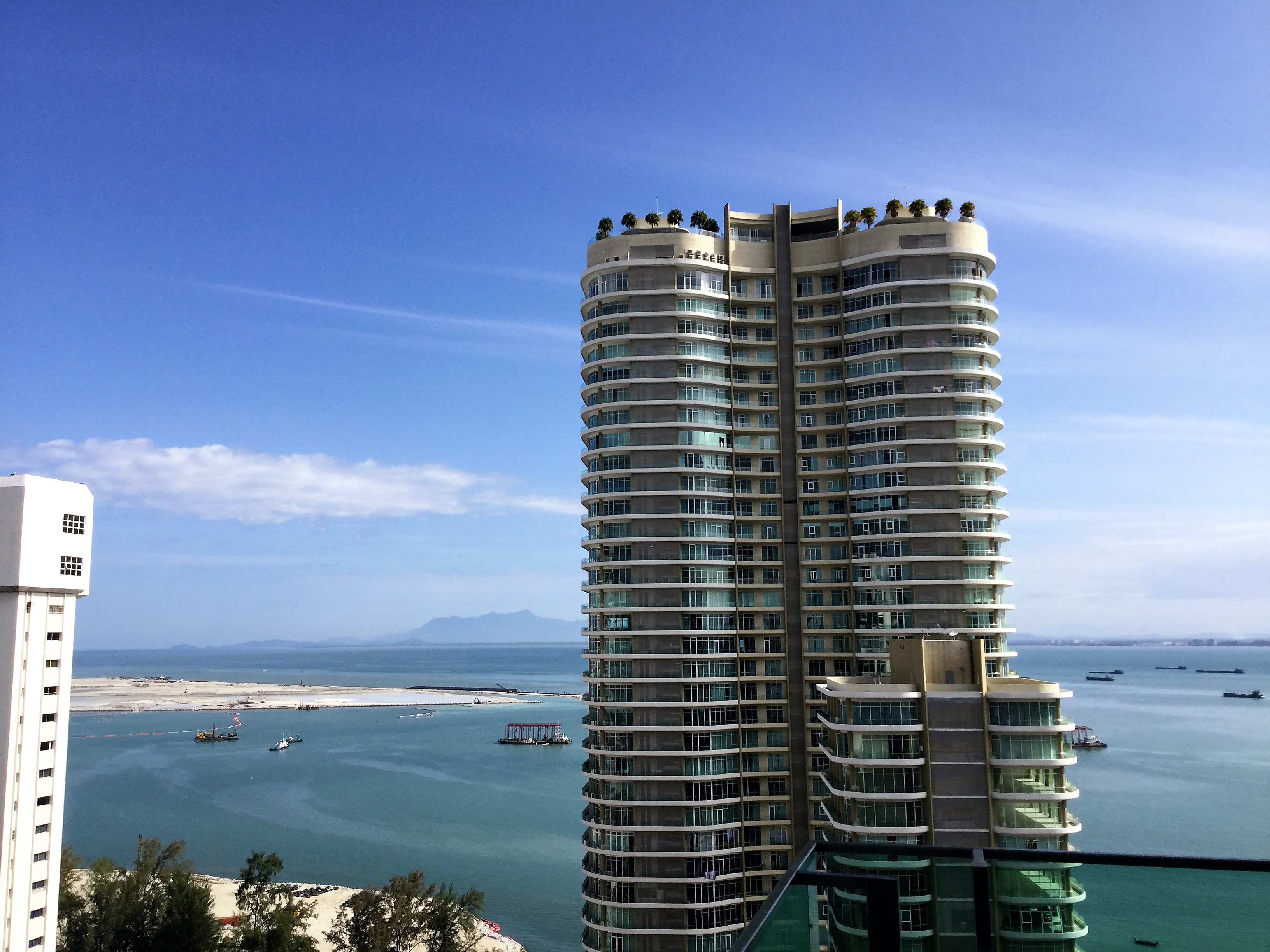 Vouk Suites at Mansion One