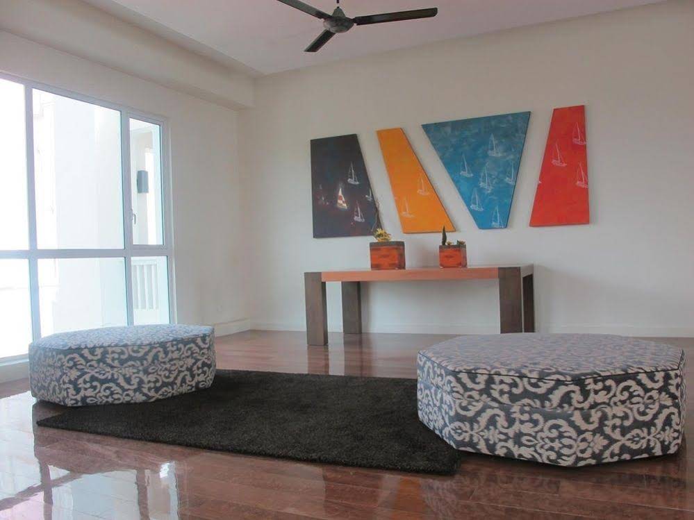 Luxury Suites @ Straits Quay