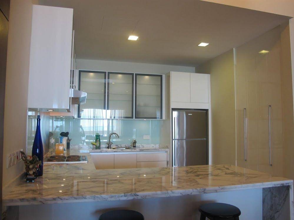 Luxury Suites @ Straits Quay