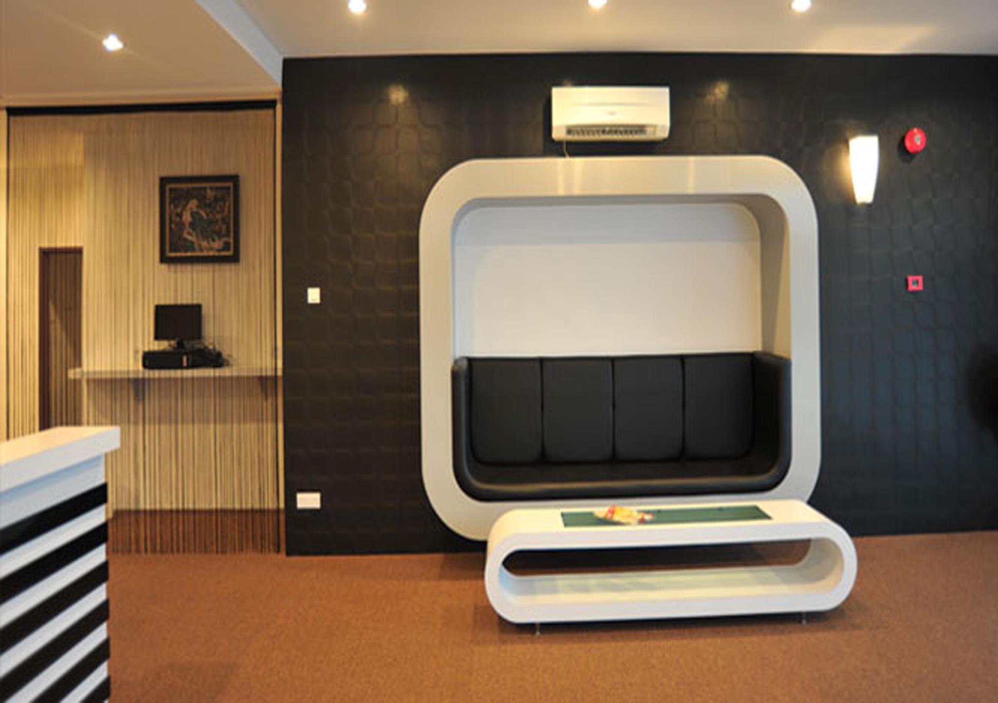 Marvelton Hotel