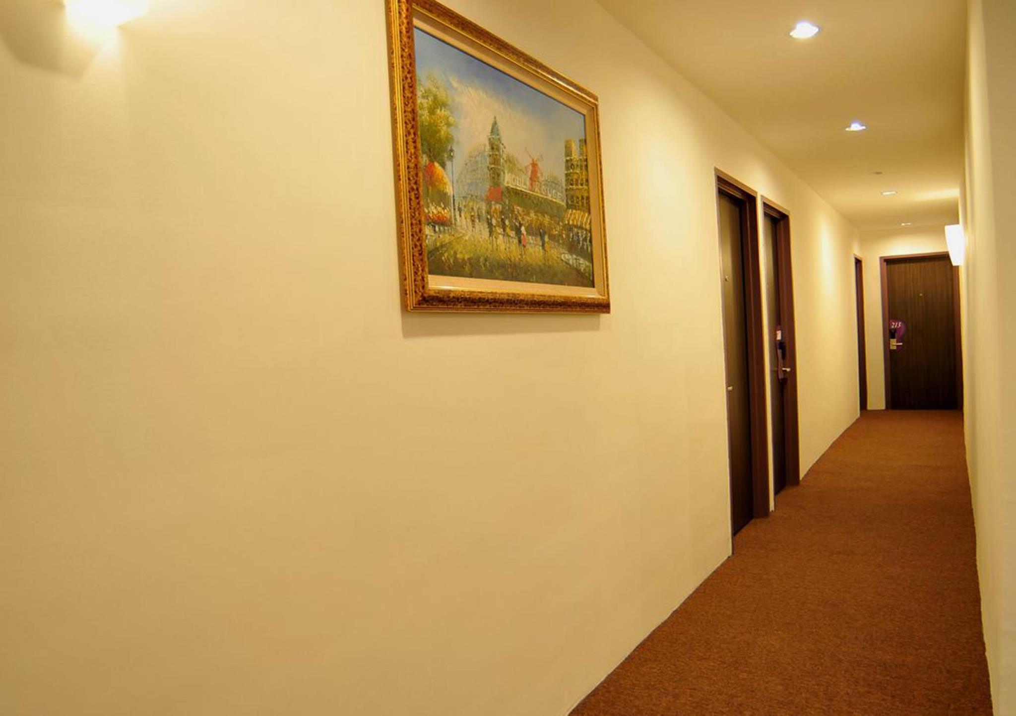 Marvelton Hotel