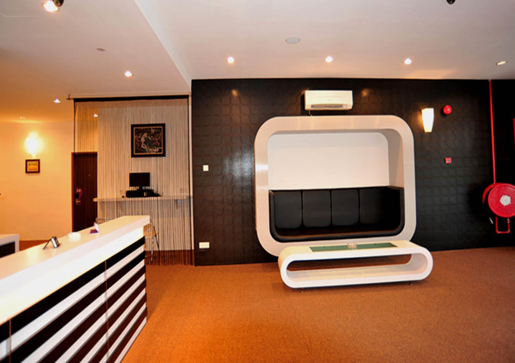 Marvelton Hotel