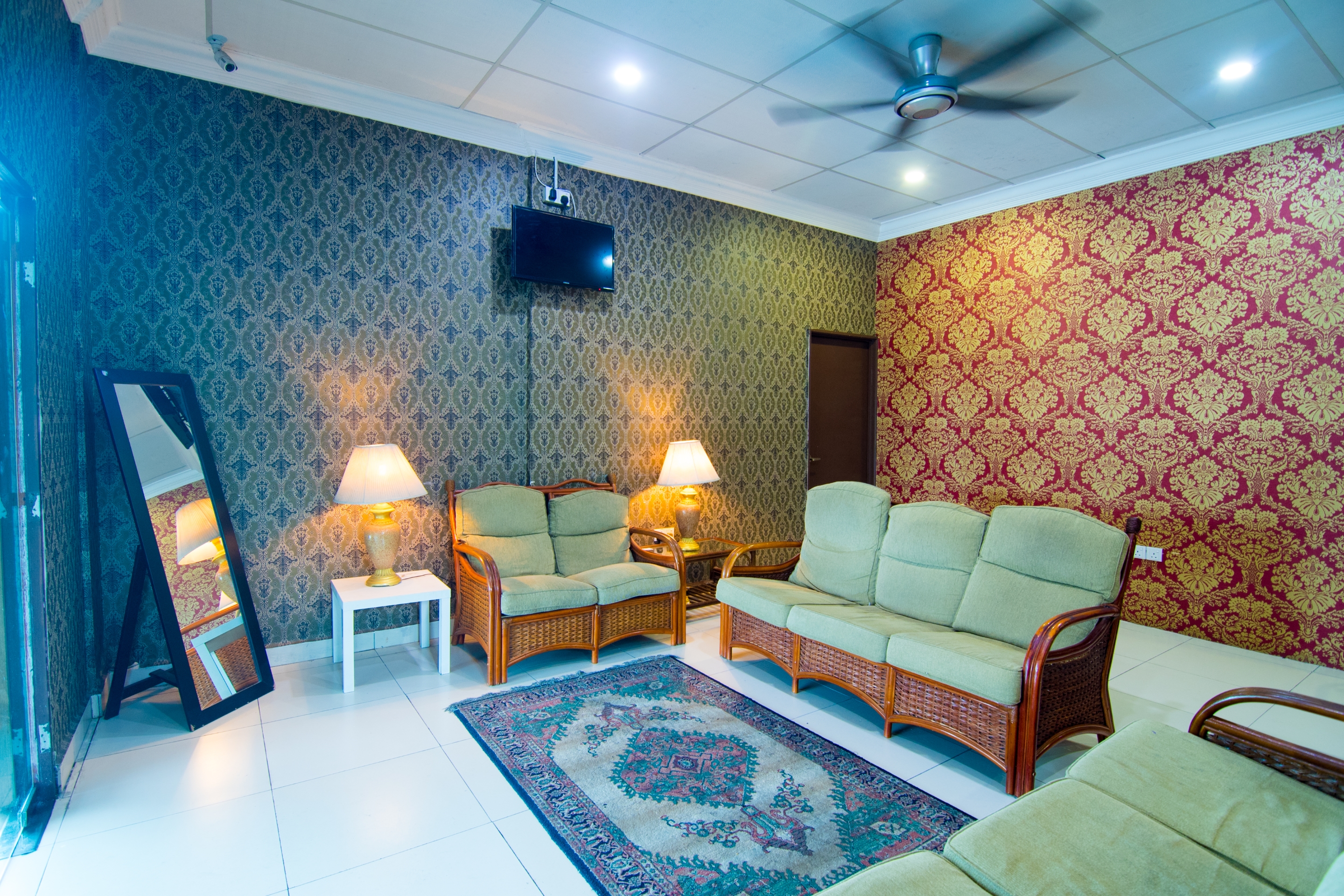 OYO 528 Sea Princess Hotel