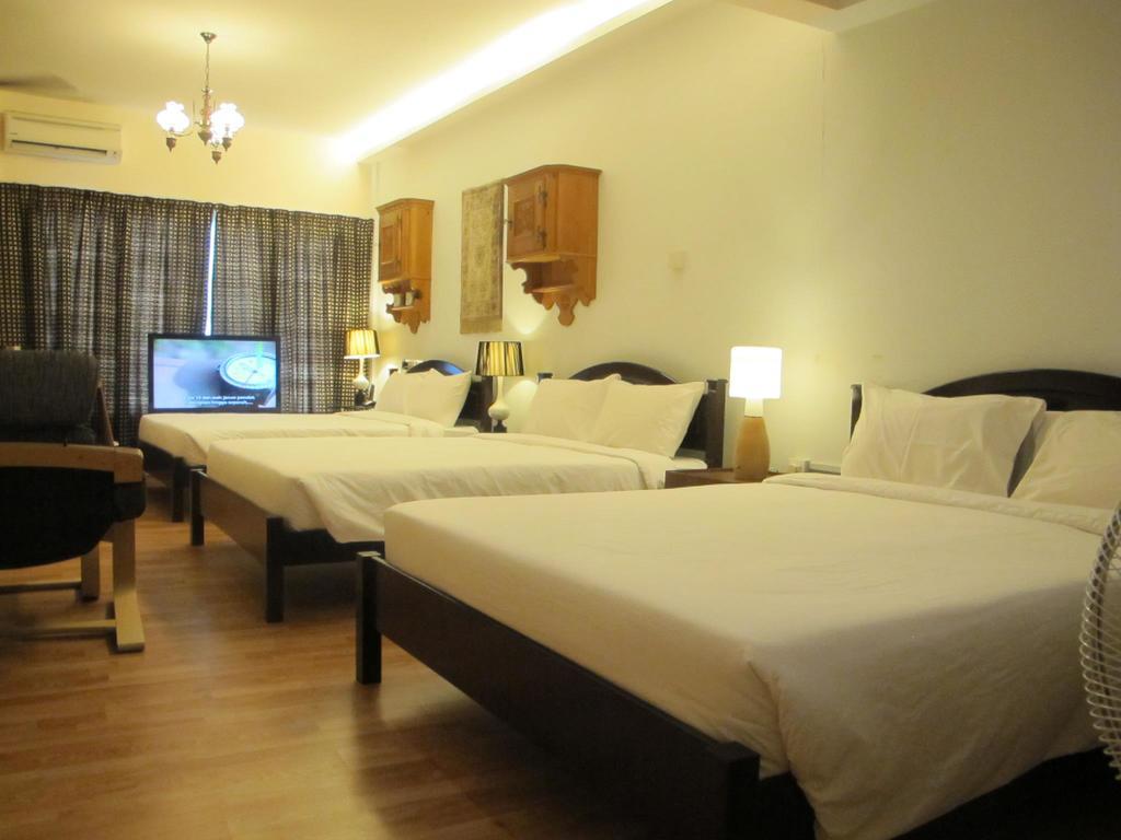 MIL The Boutique Residence