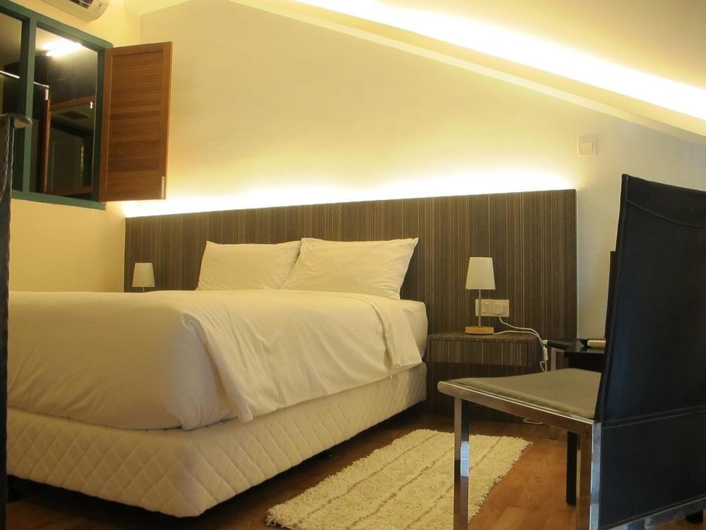 MIL The Boutique Residence