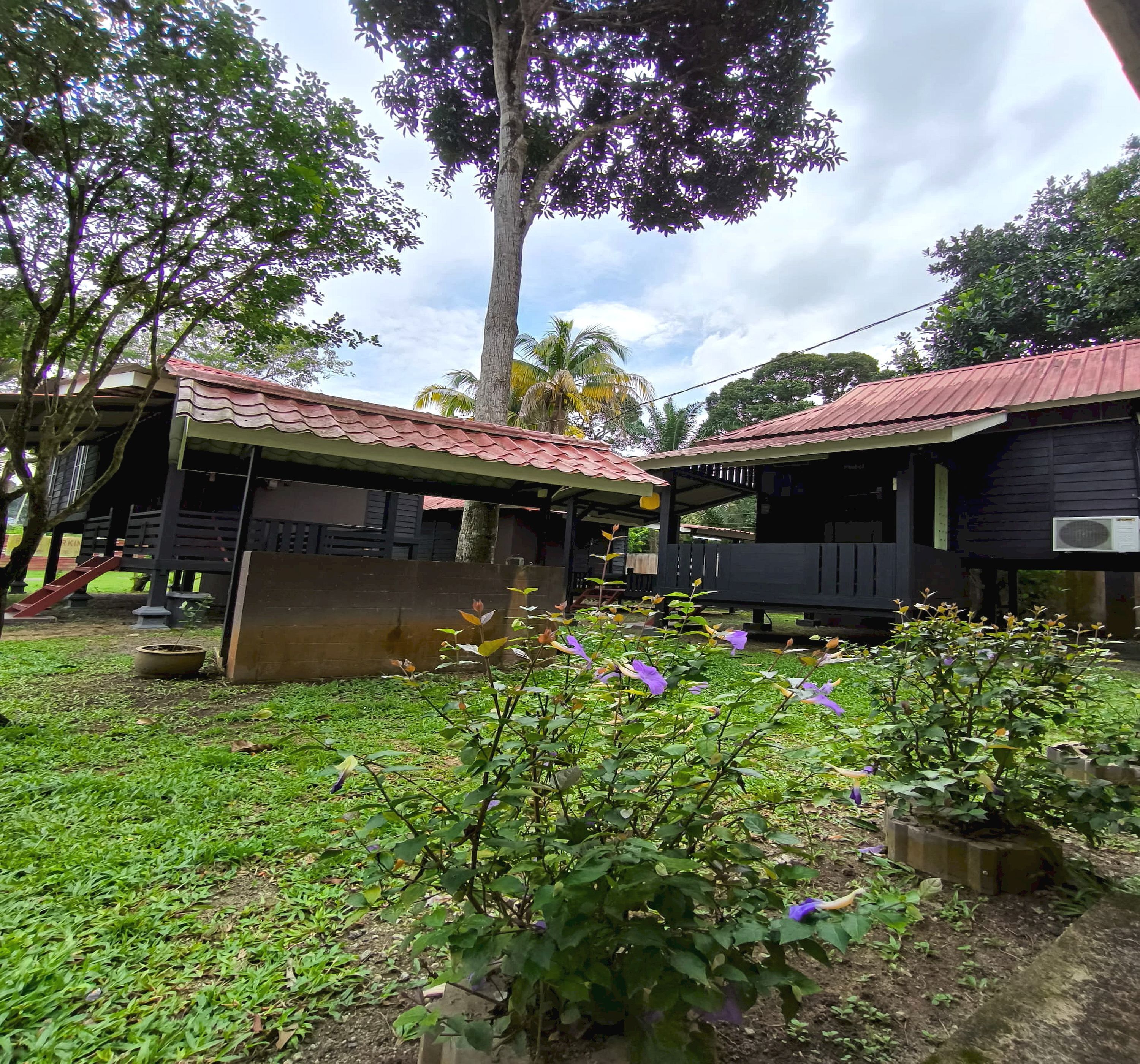 OYO 90906 Rumah Rehat Awana