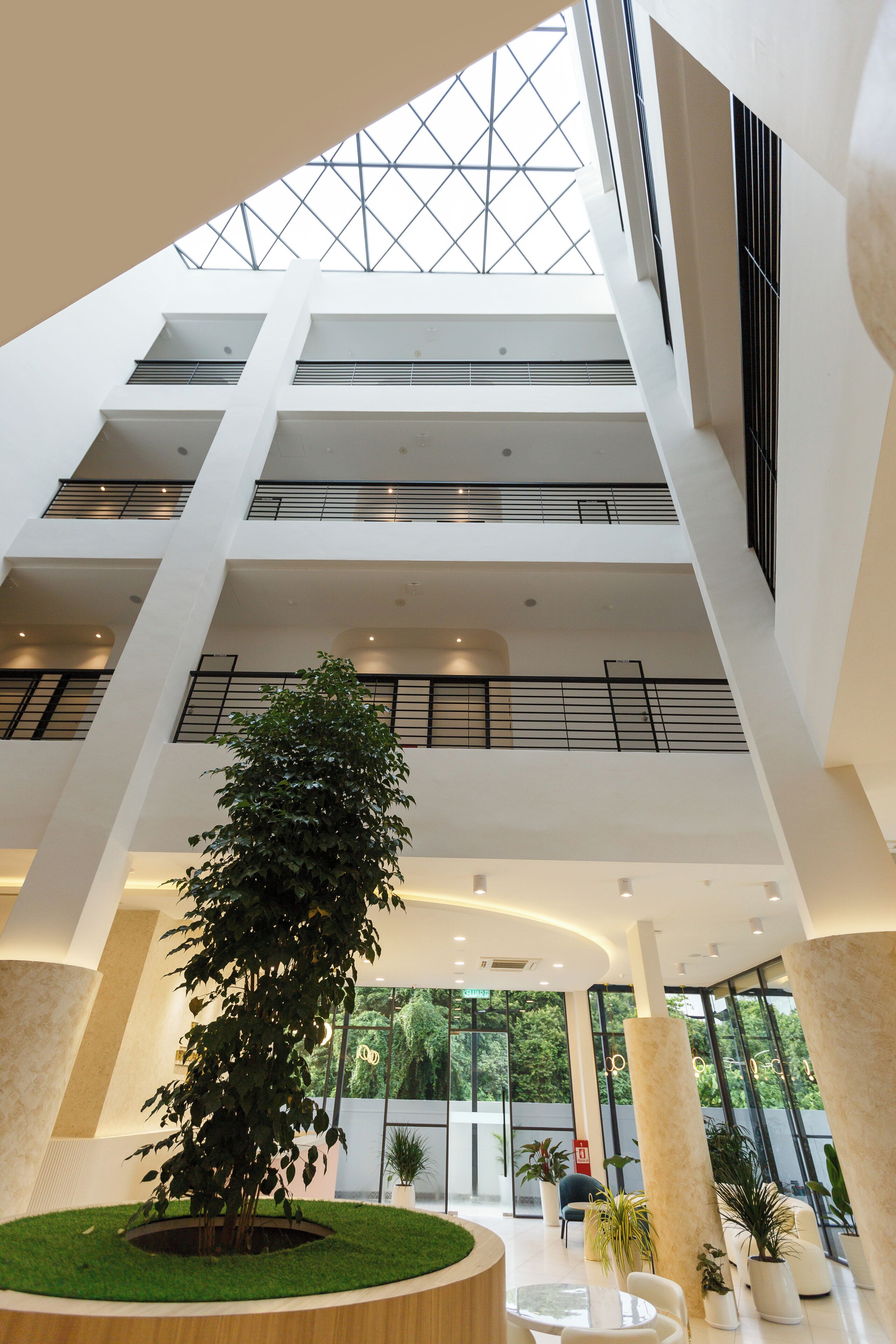 Wellesley Hotel