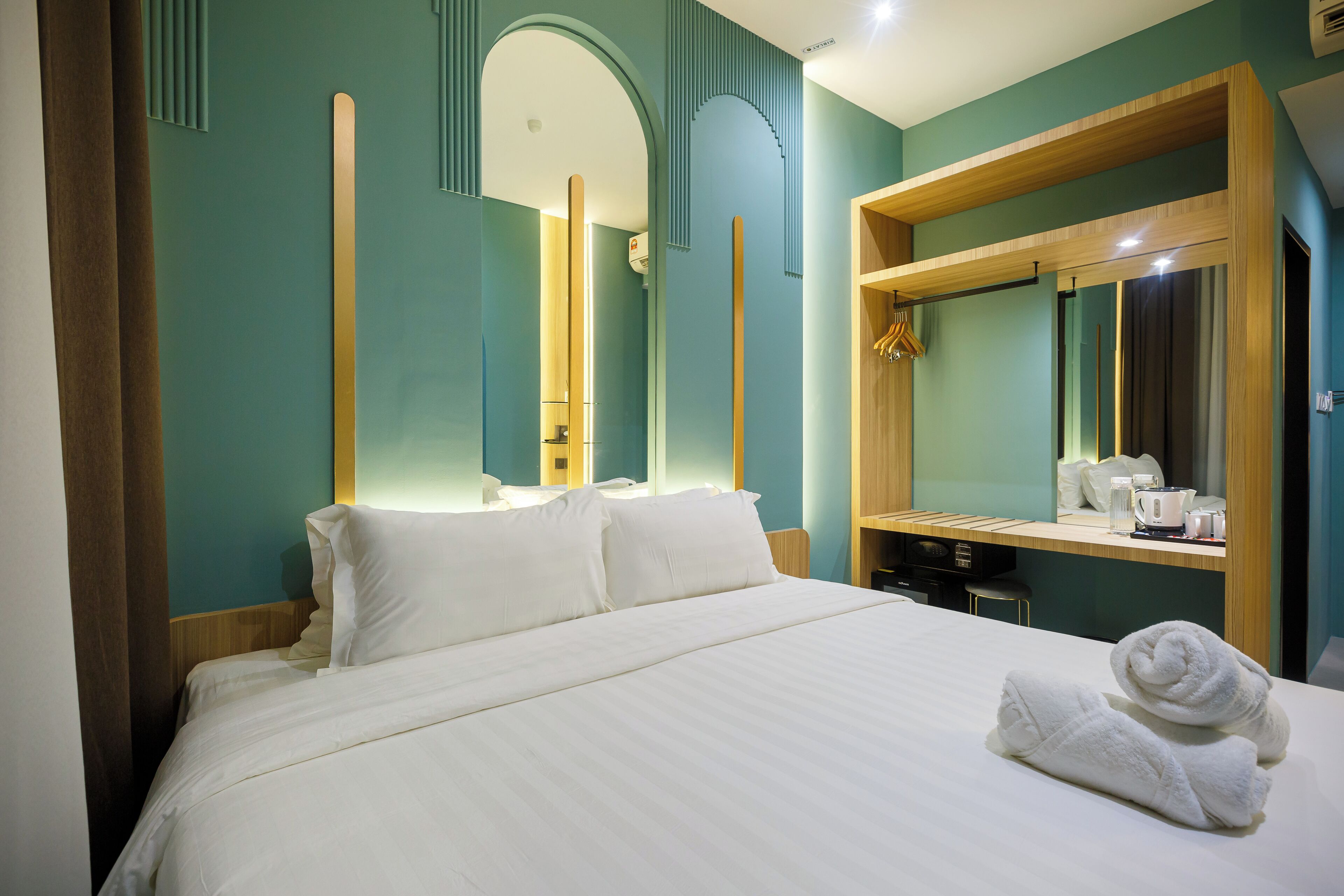 Wellesley Hotel
