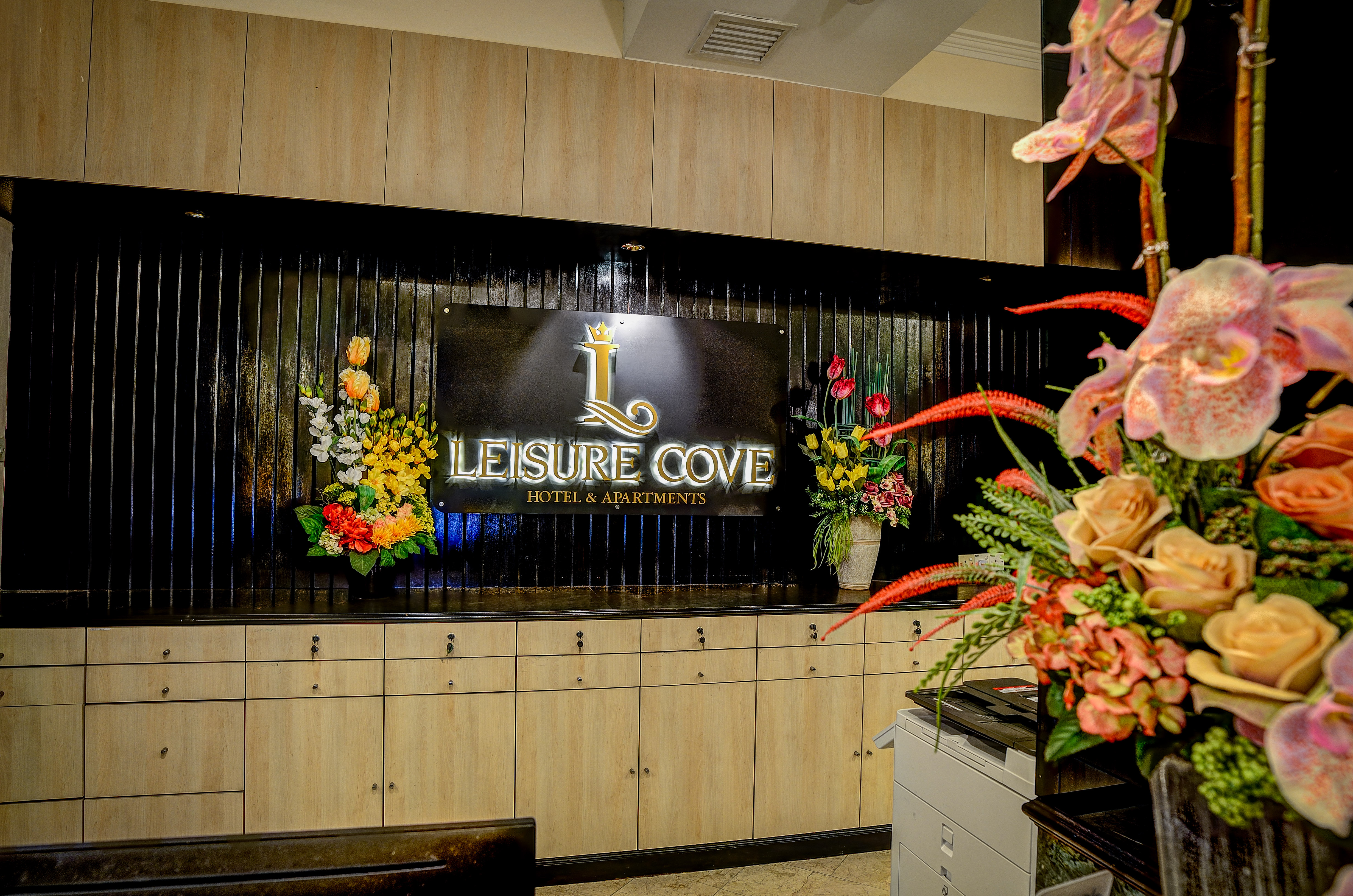Leisure Cove Hotel & Apartment