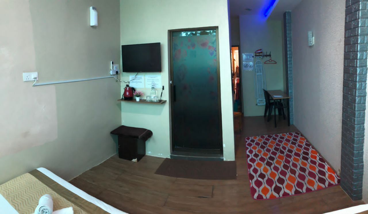 Pine Boutique Batu Gajah