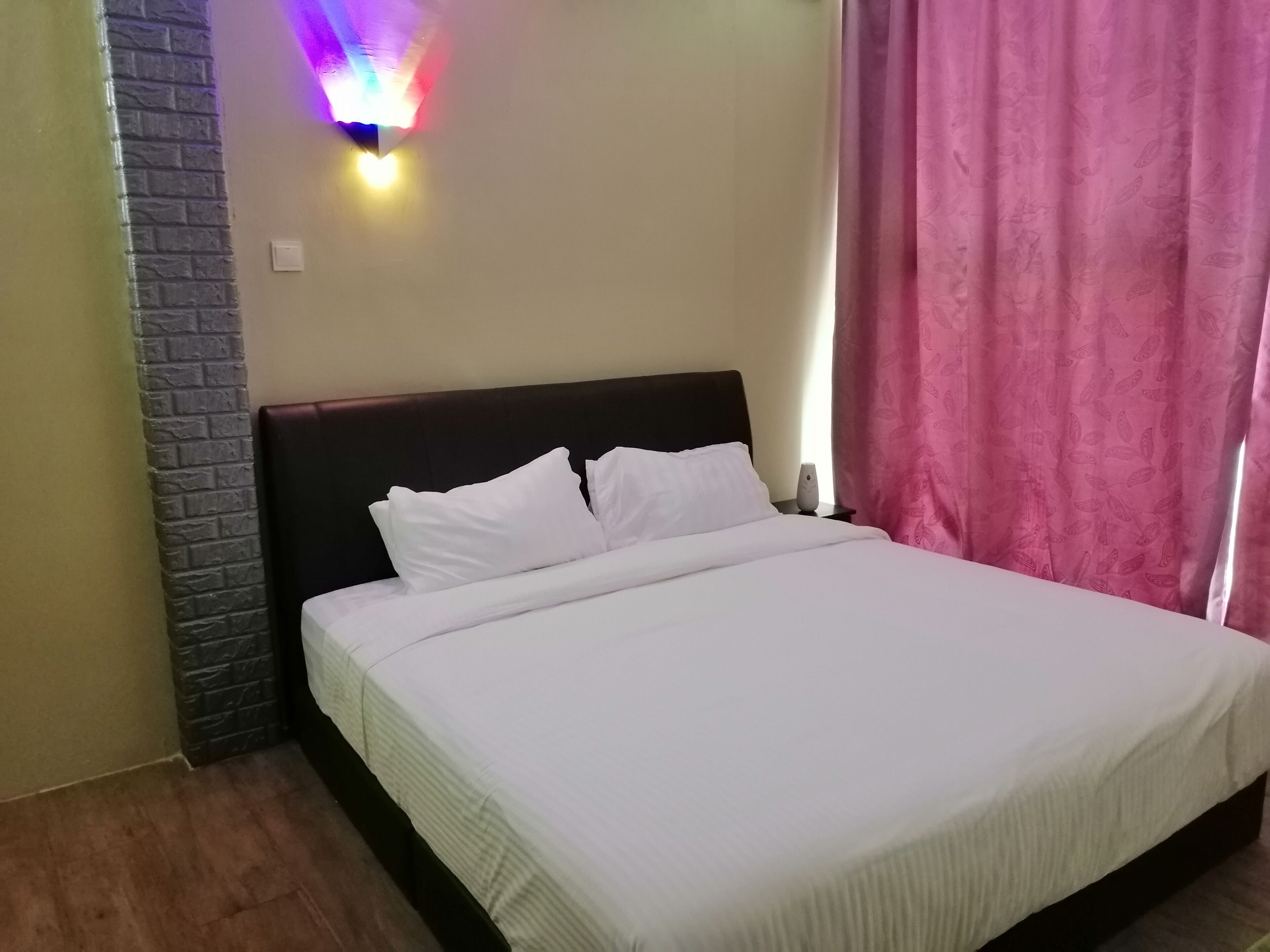 Pine Boutique Batu Gajah