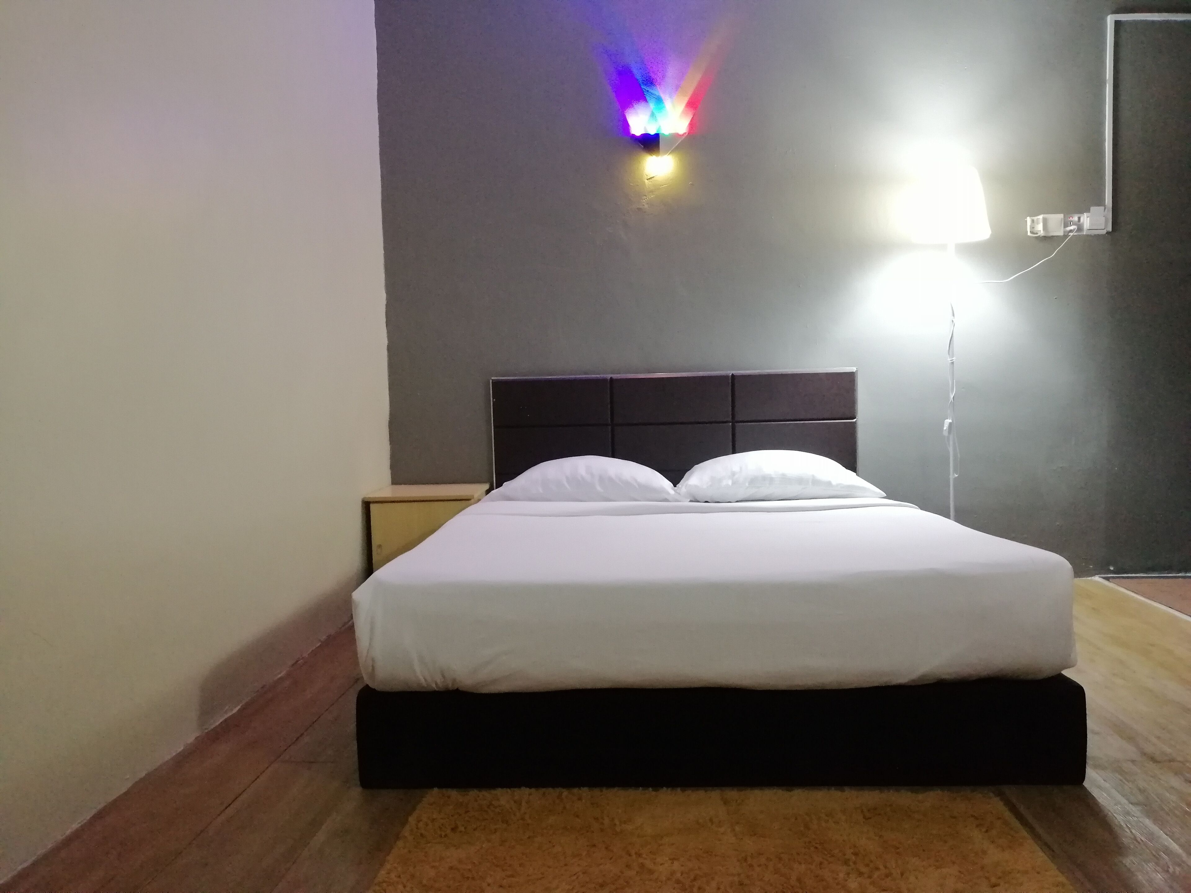 Pine Boutique Batu Gajah