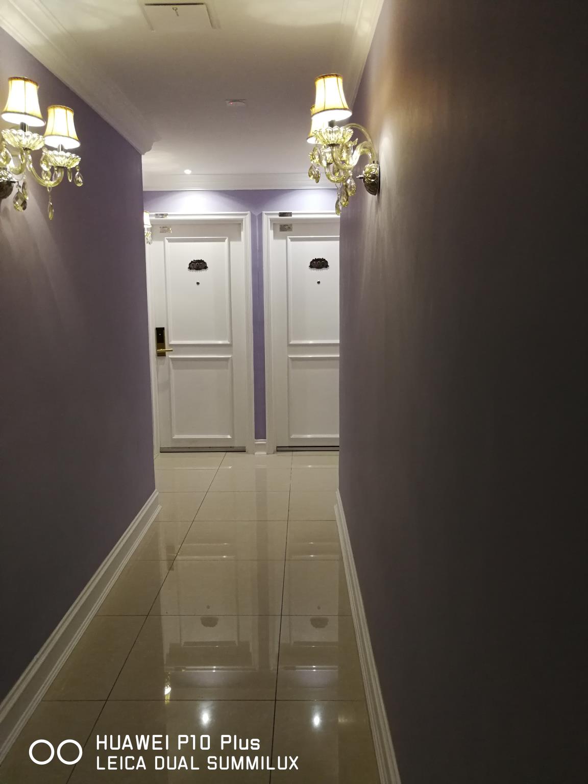 1 Day Car Hotel Station 18