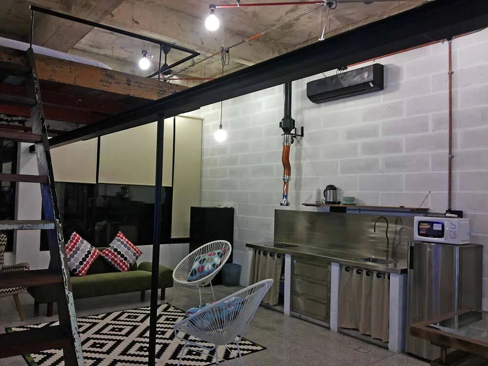 Belakang KongHeng By DreamScape