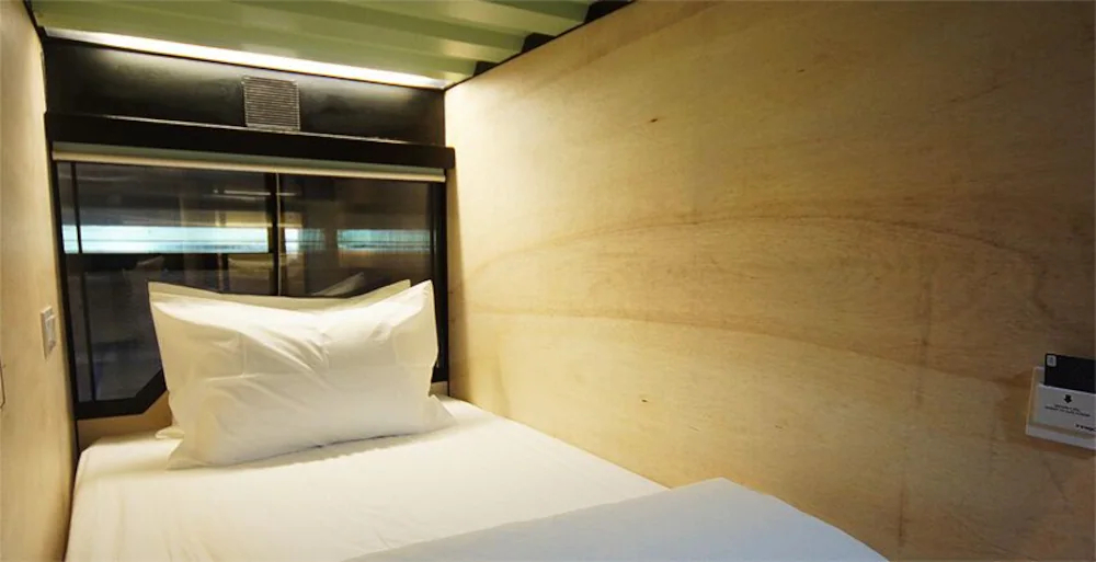 Belakang KongHeng By DreamScape