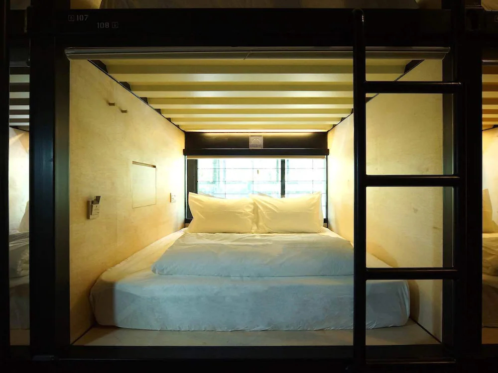 Belakang KongHeng By DreamScape