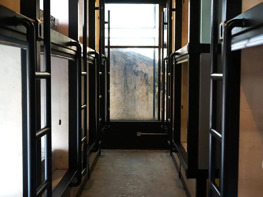 Belakang KongHeng By DreamScape