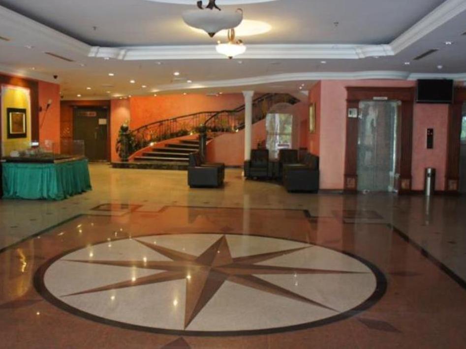 Hillcity Hotel & Condo