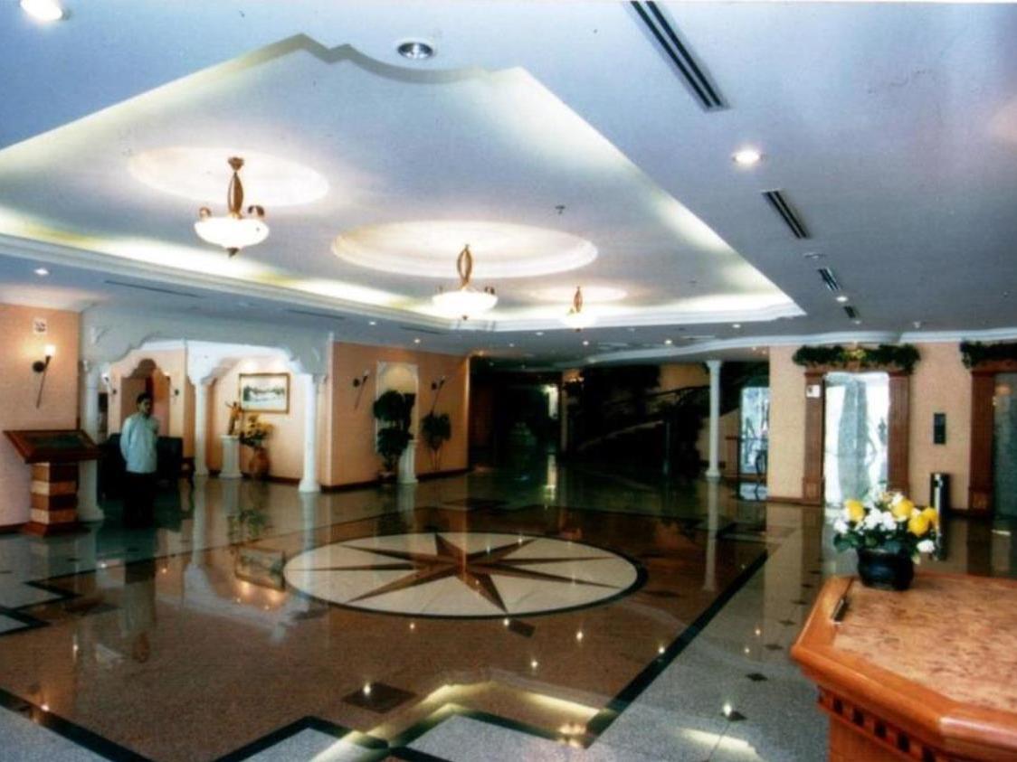 Hillcity Hotel & Condo