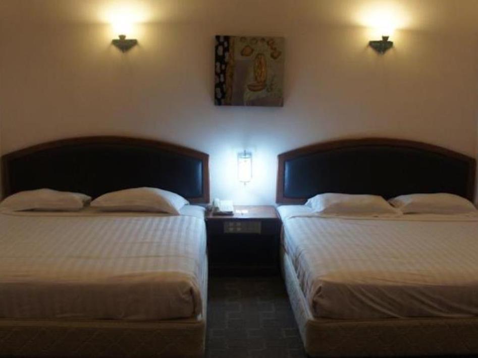 Hillcity Hotel & Condo