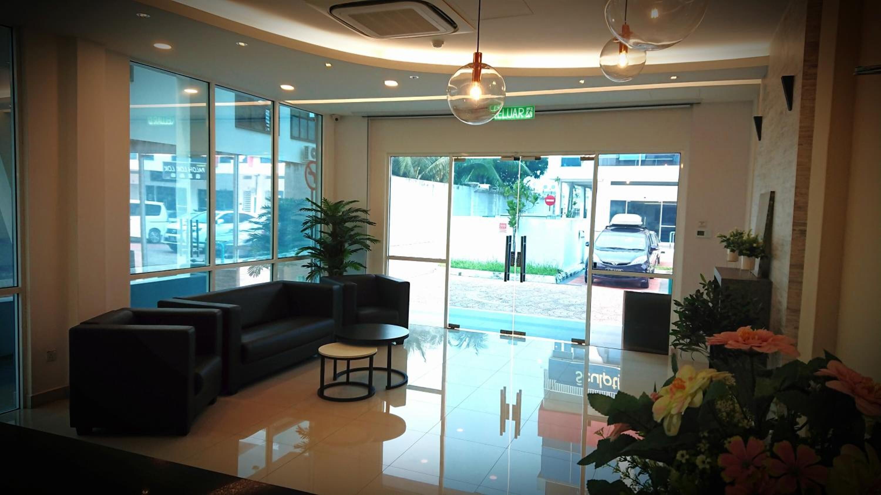Legacy Hotel