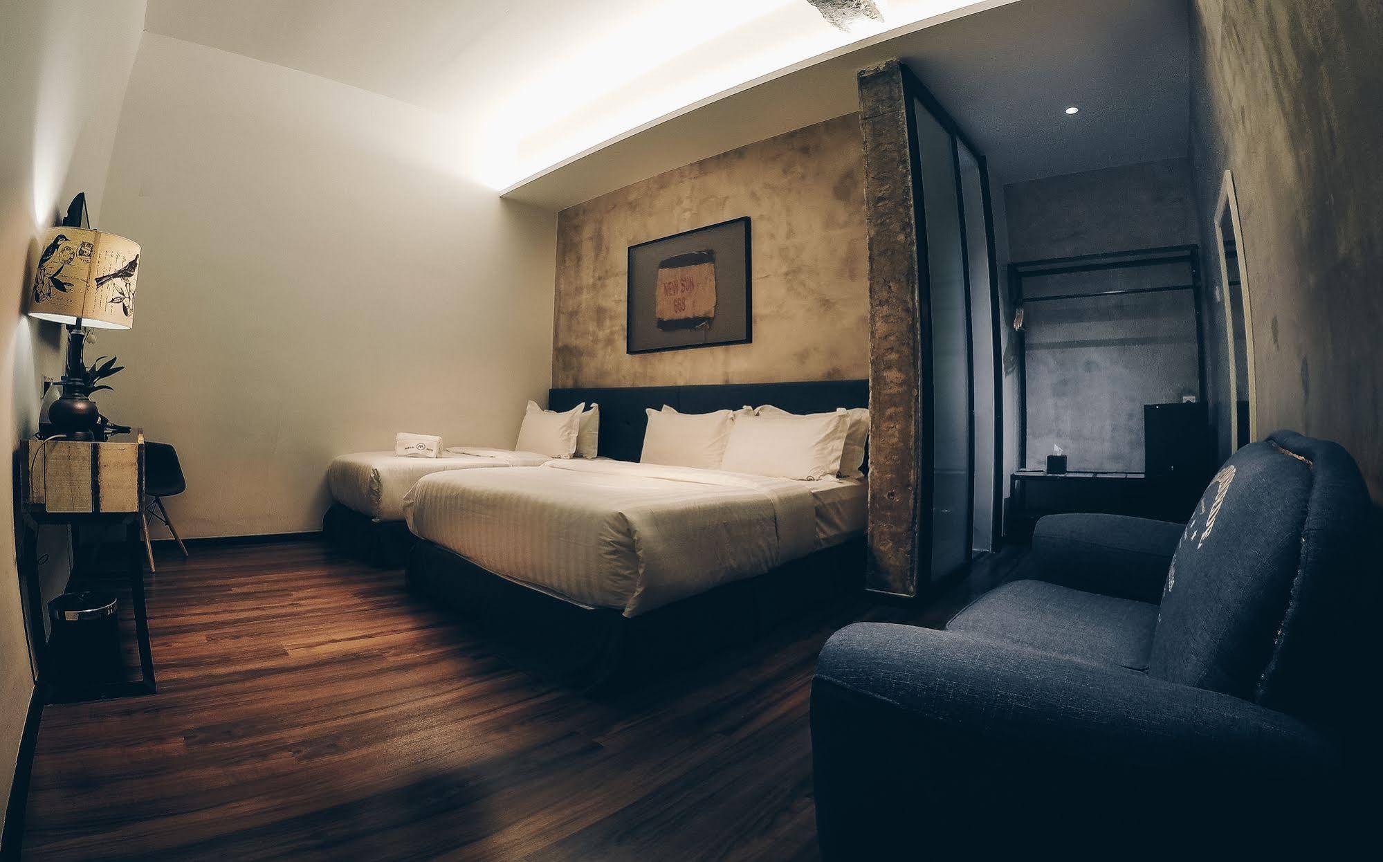 Merton Hotel