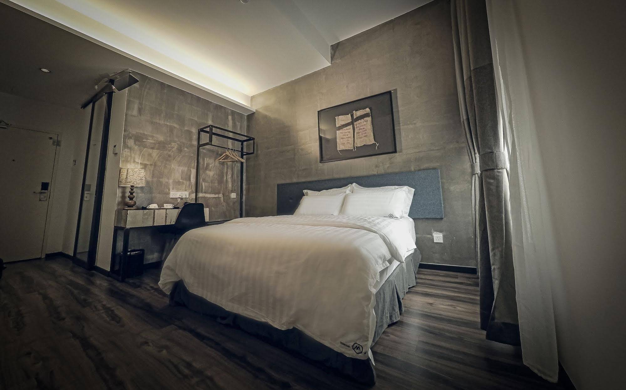 Merton Hotel