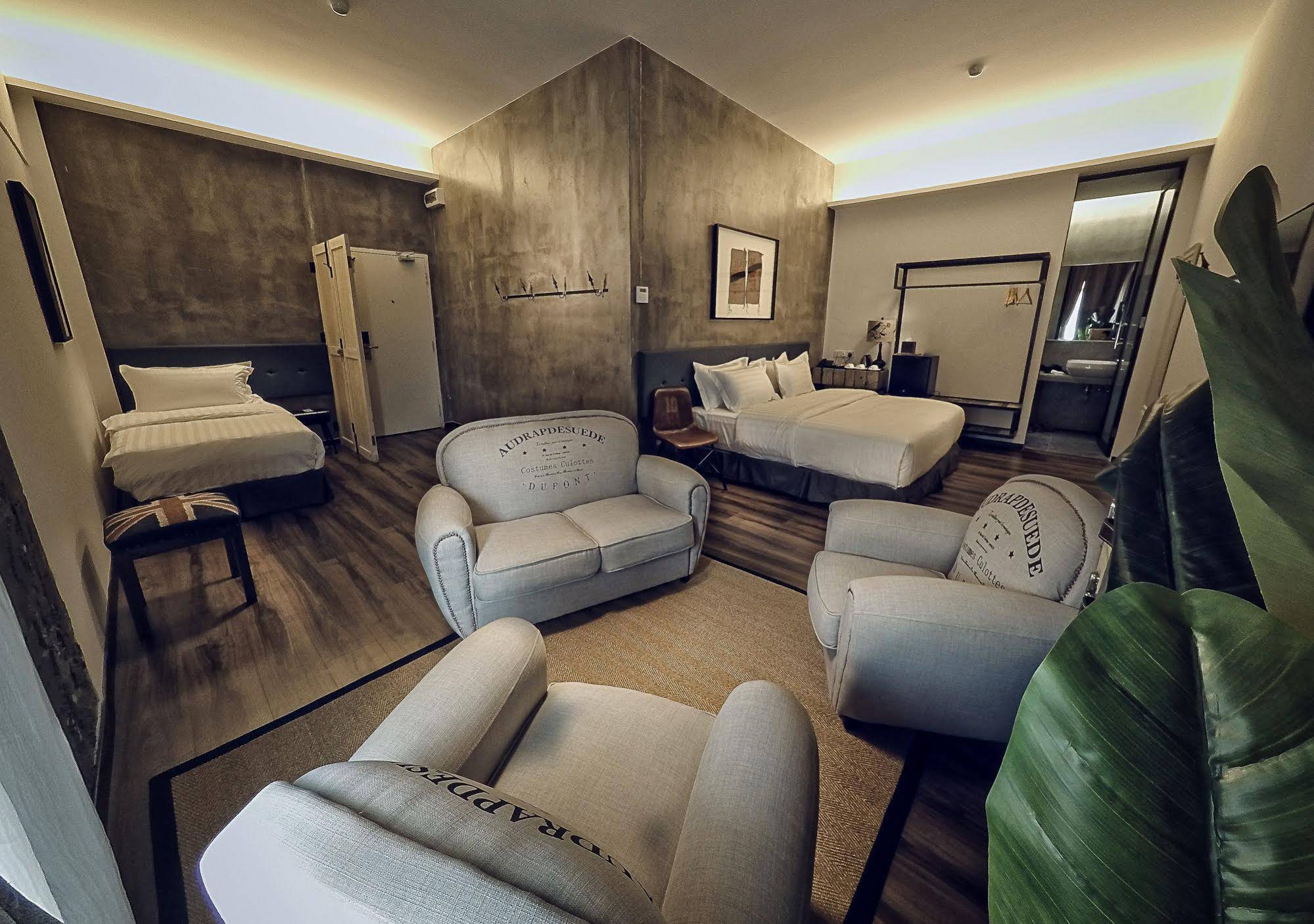 Merton Hotel