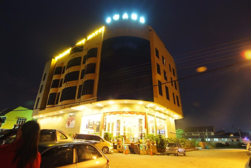 Paragon City Hotel
