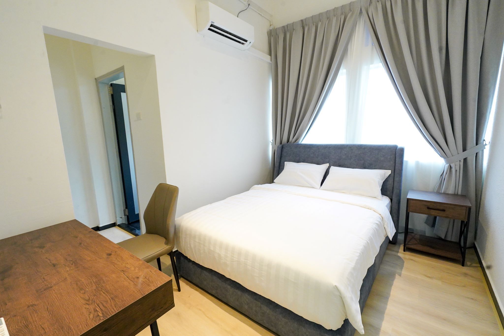 Robin Hotel