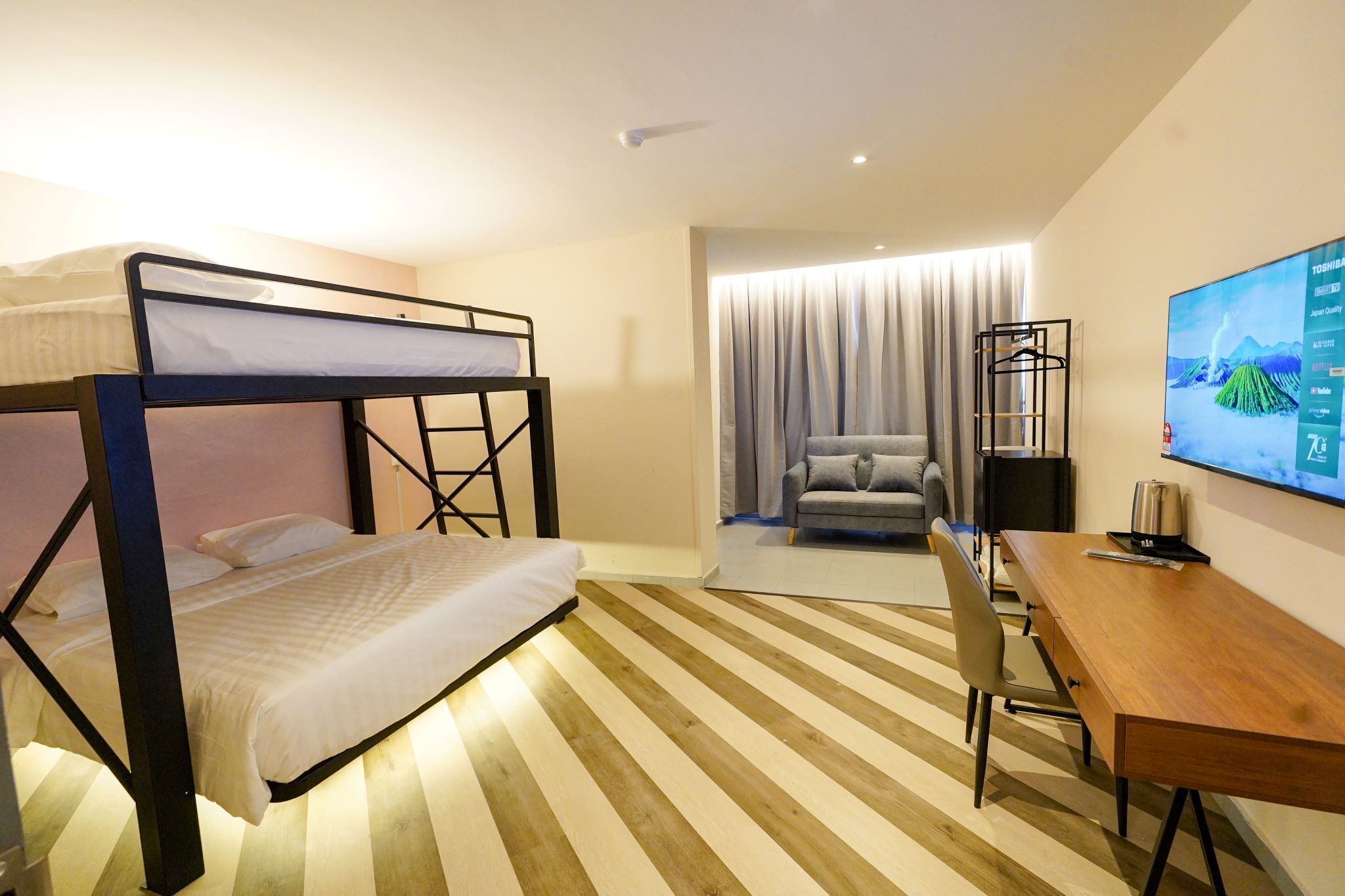 Robin Hotel