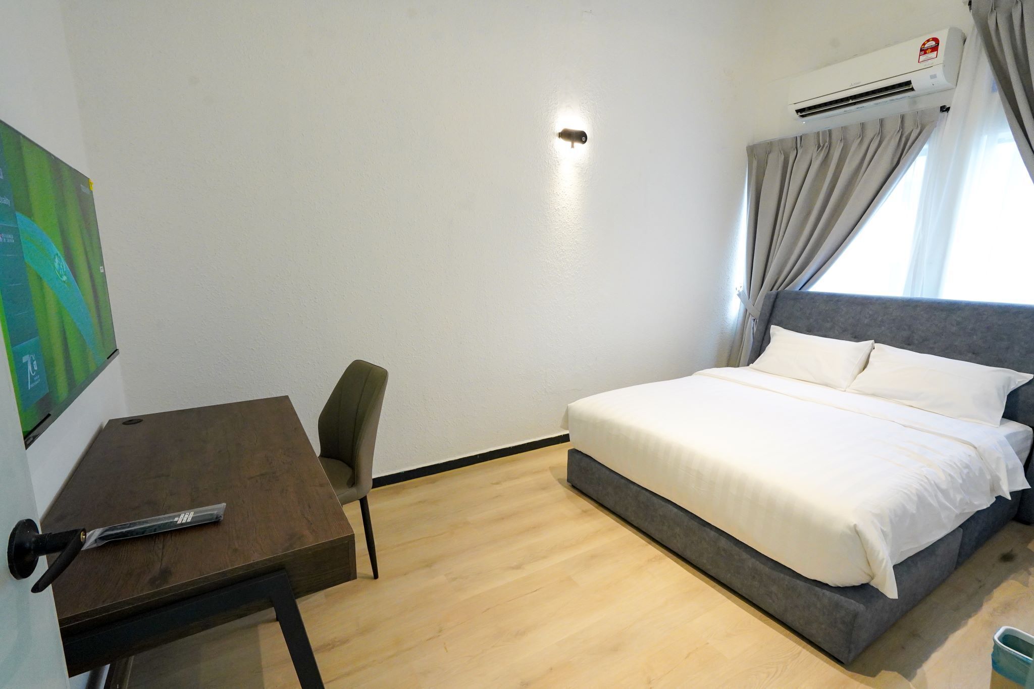 Robin Hotel