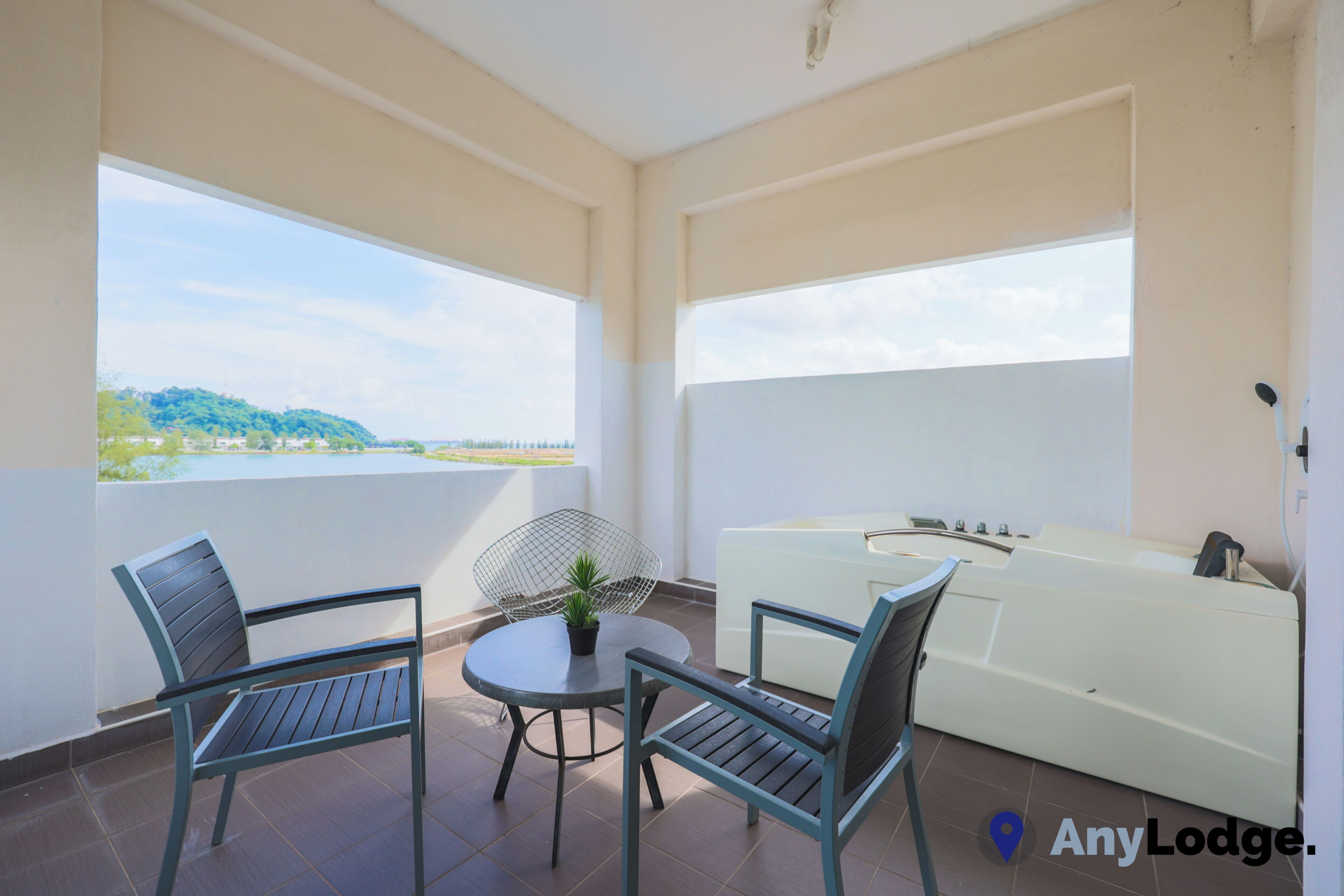 AnyLodge Marina Island Pangkor