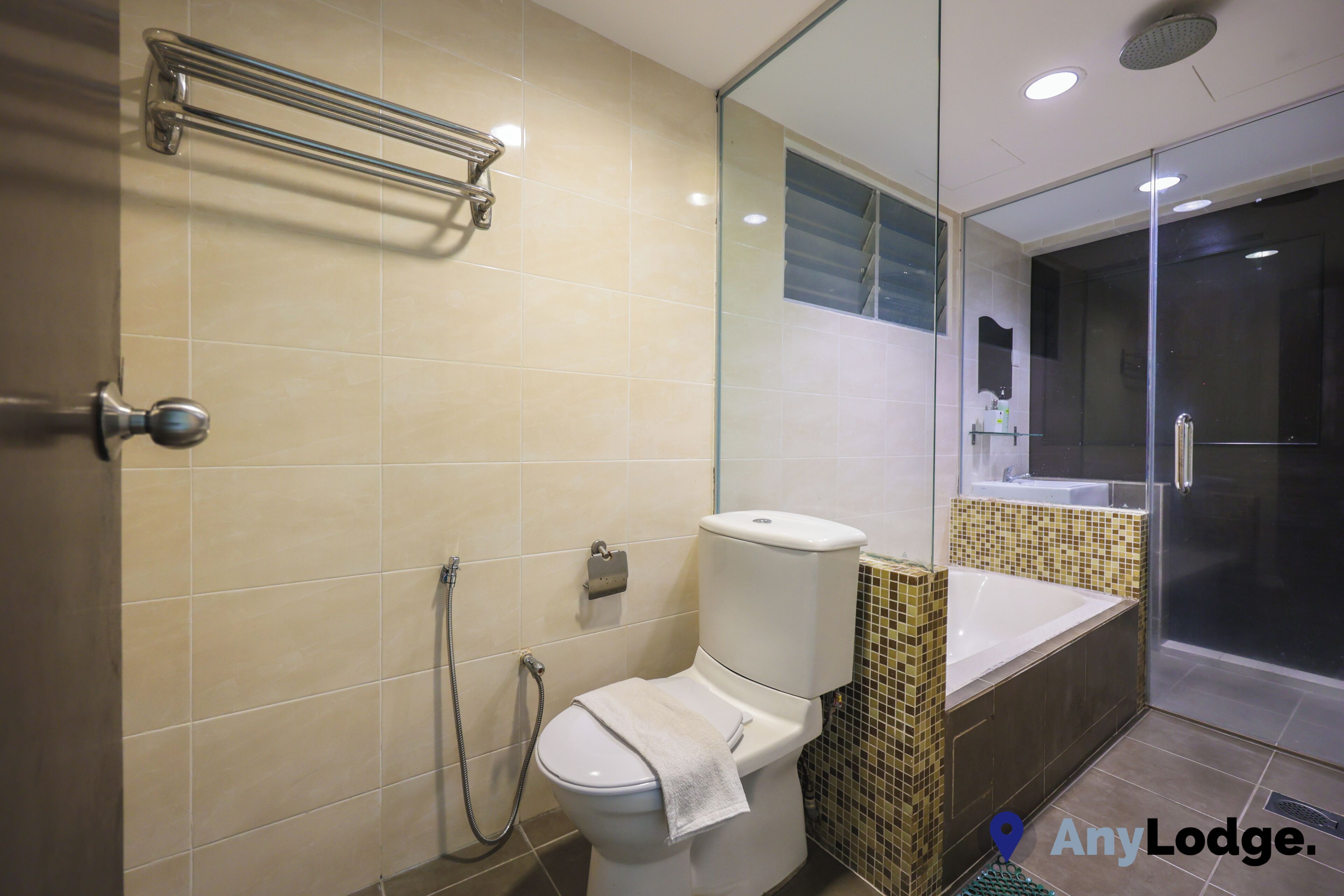 AnyLodge Marina Island Pangkor