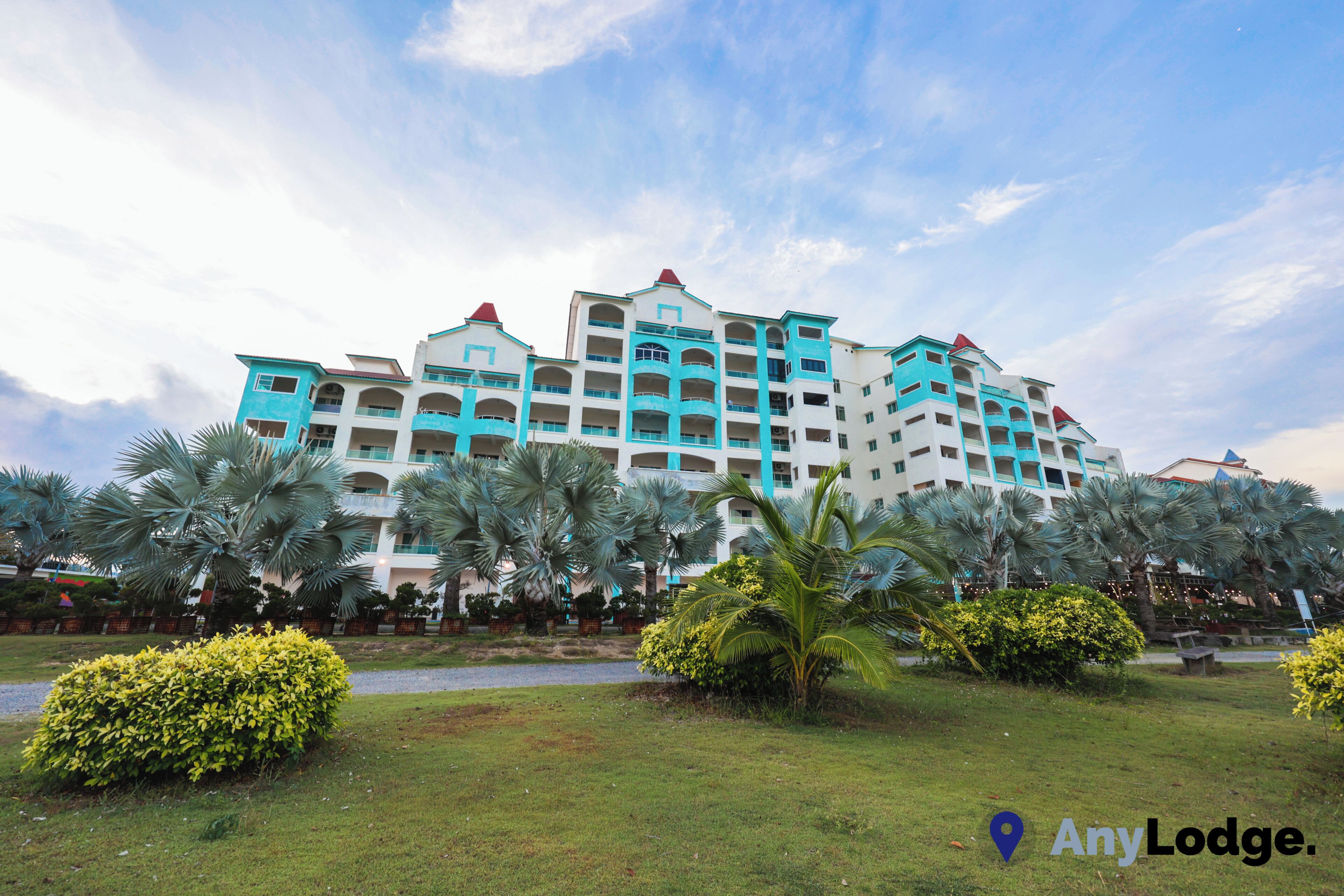 AnyLodge Marina Island Pangkor