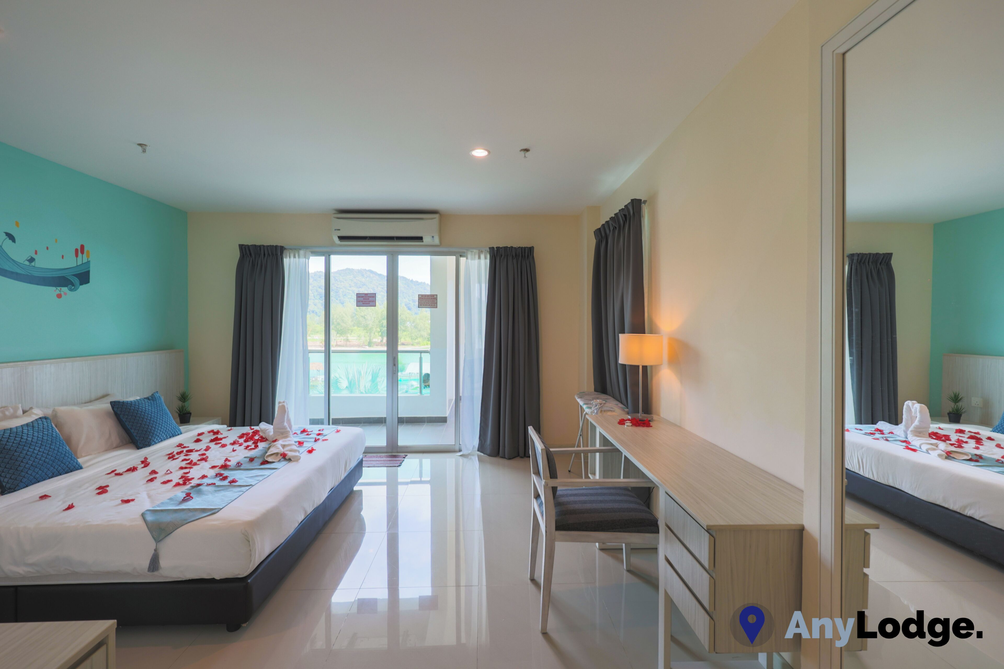 AnyLodge Marina Island Pangkor