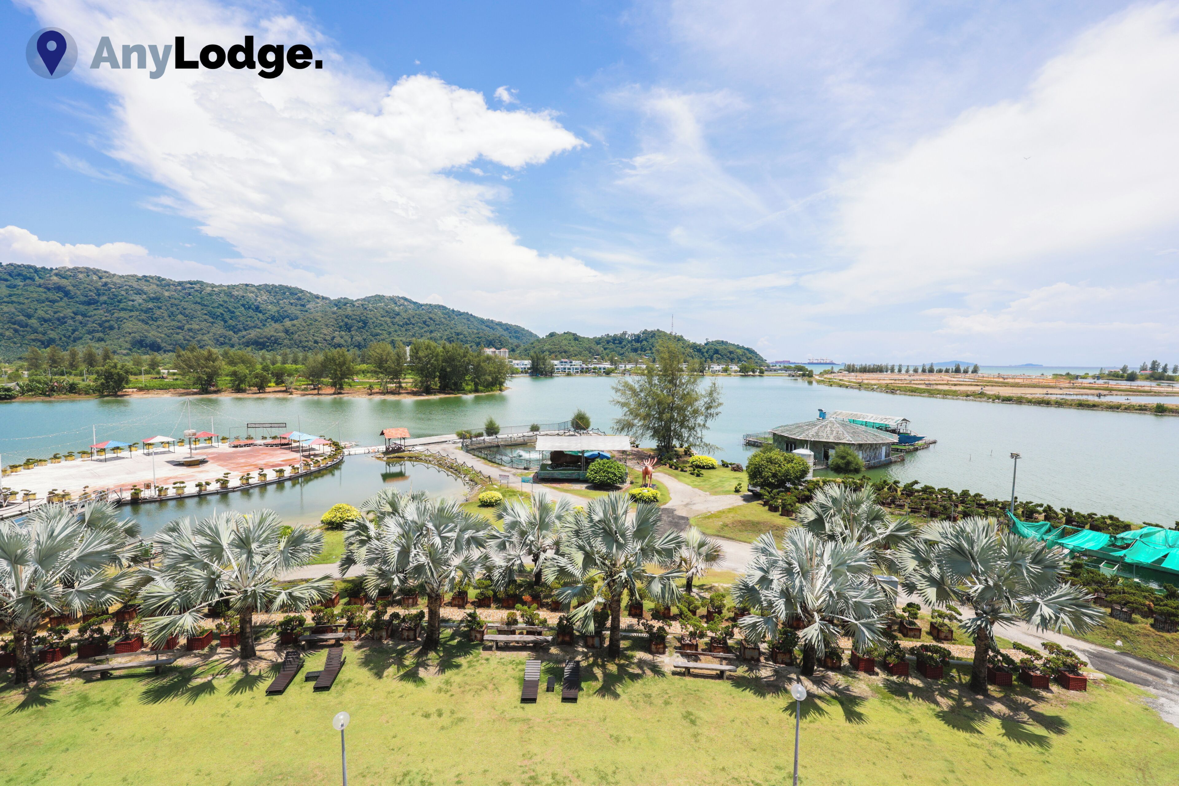AnyLodge Marina Island Pangkor