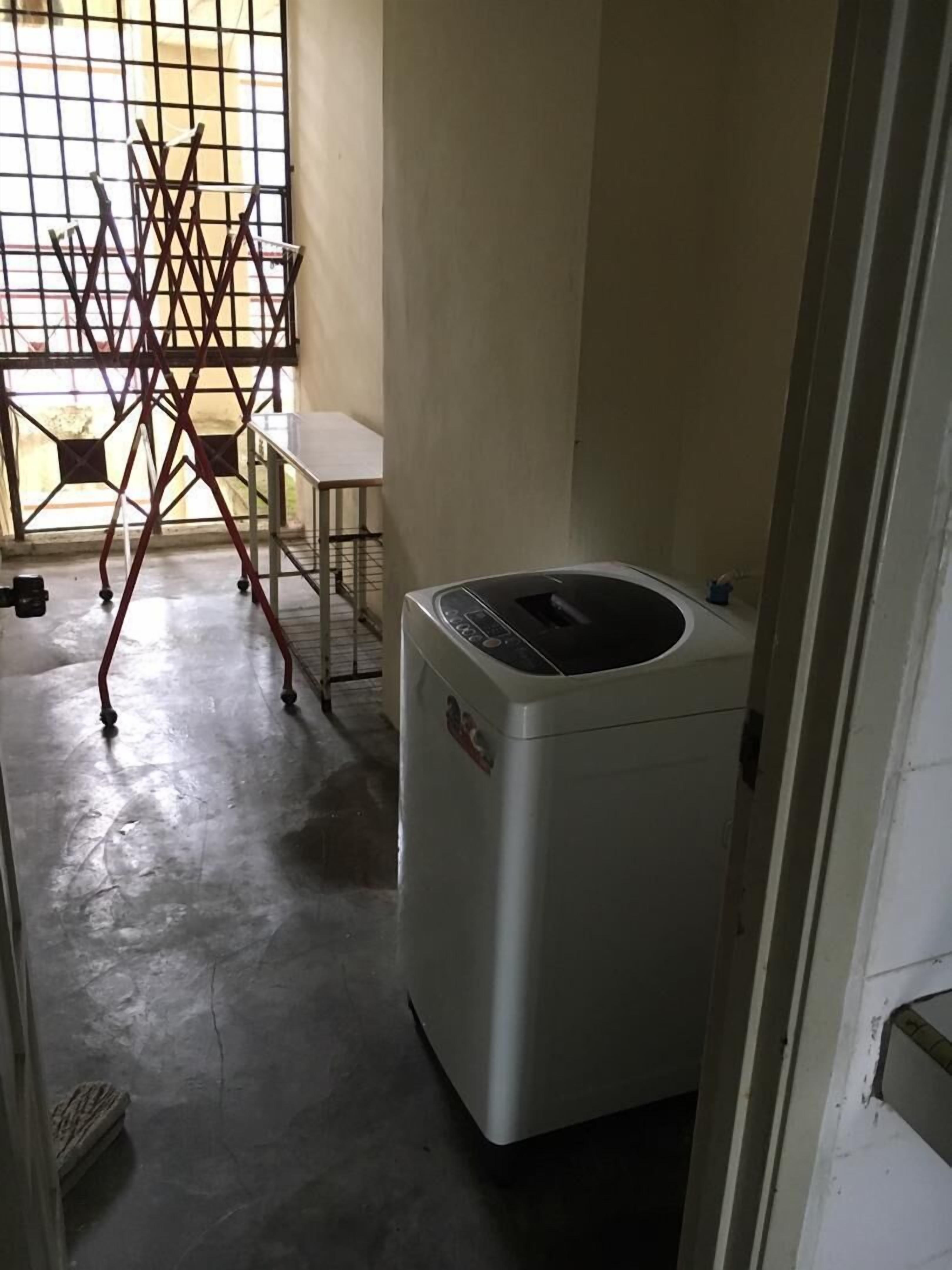Dindings Pantai Desair Apartment Hotel