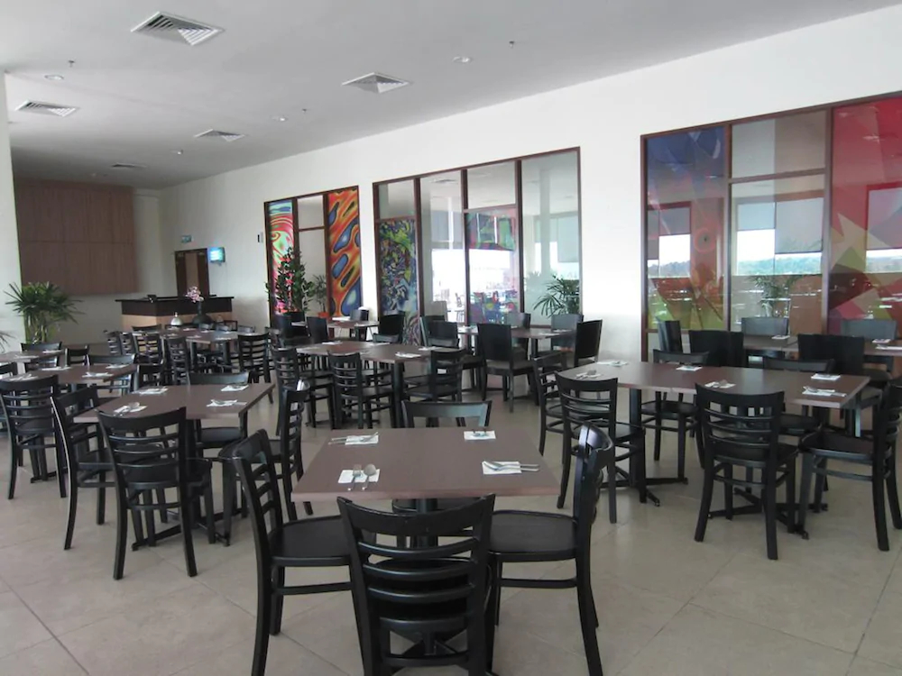 D Hotel