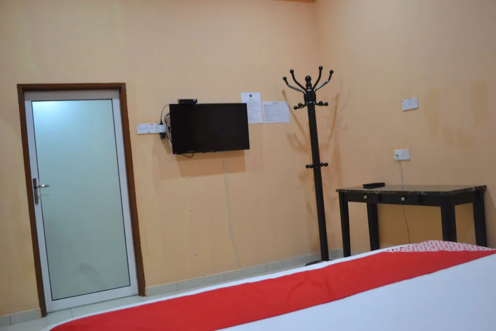 Hotel Puteri Miqaila by OYO Rooms