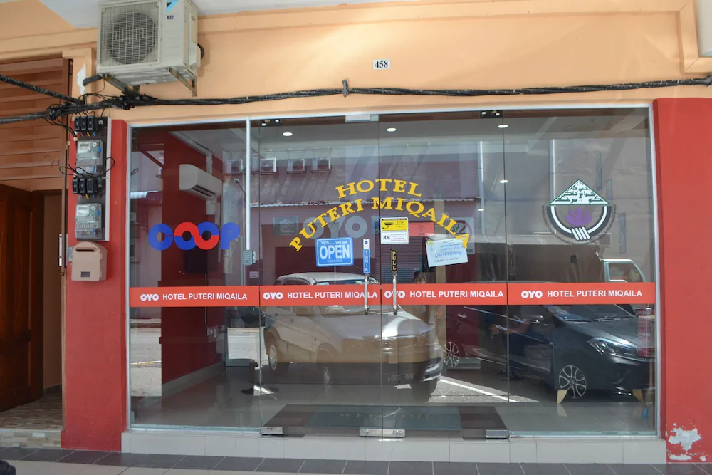 Hotel Puteri Miqaila by OYO Rooms