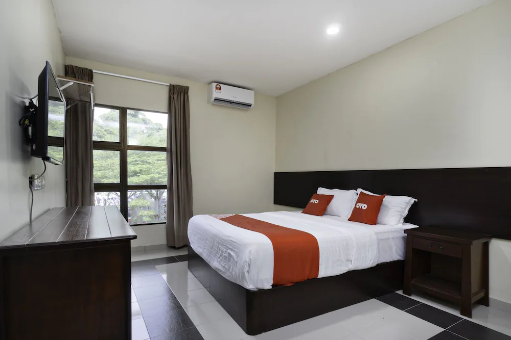 Manjung Inn Hotel by OYO Rooms