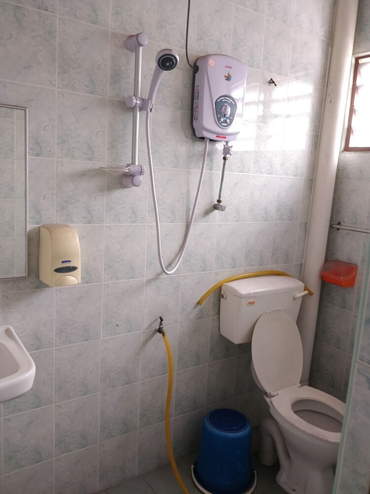 Motel Impian by OYO Rooms