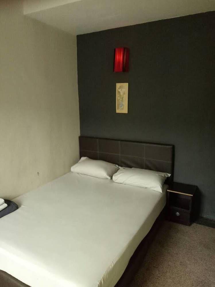 SK Hotel 2